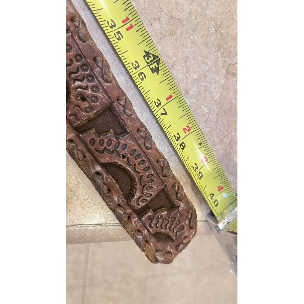 Vintage Hand Tooled Crafted Carved Mexican Western Leather‎ Belt Woman's Small